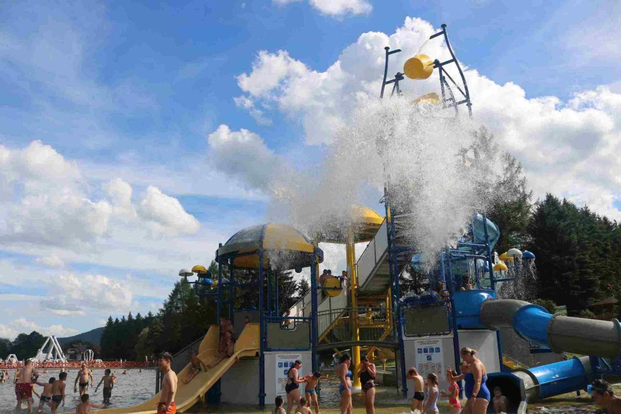 Gory Stolowe Camp -Miejsce Na Kamper, Przyczepe Lub Namiot Radkow Exterior foto